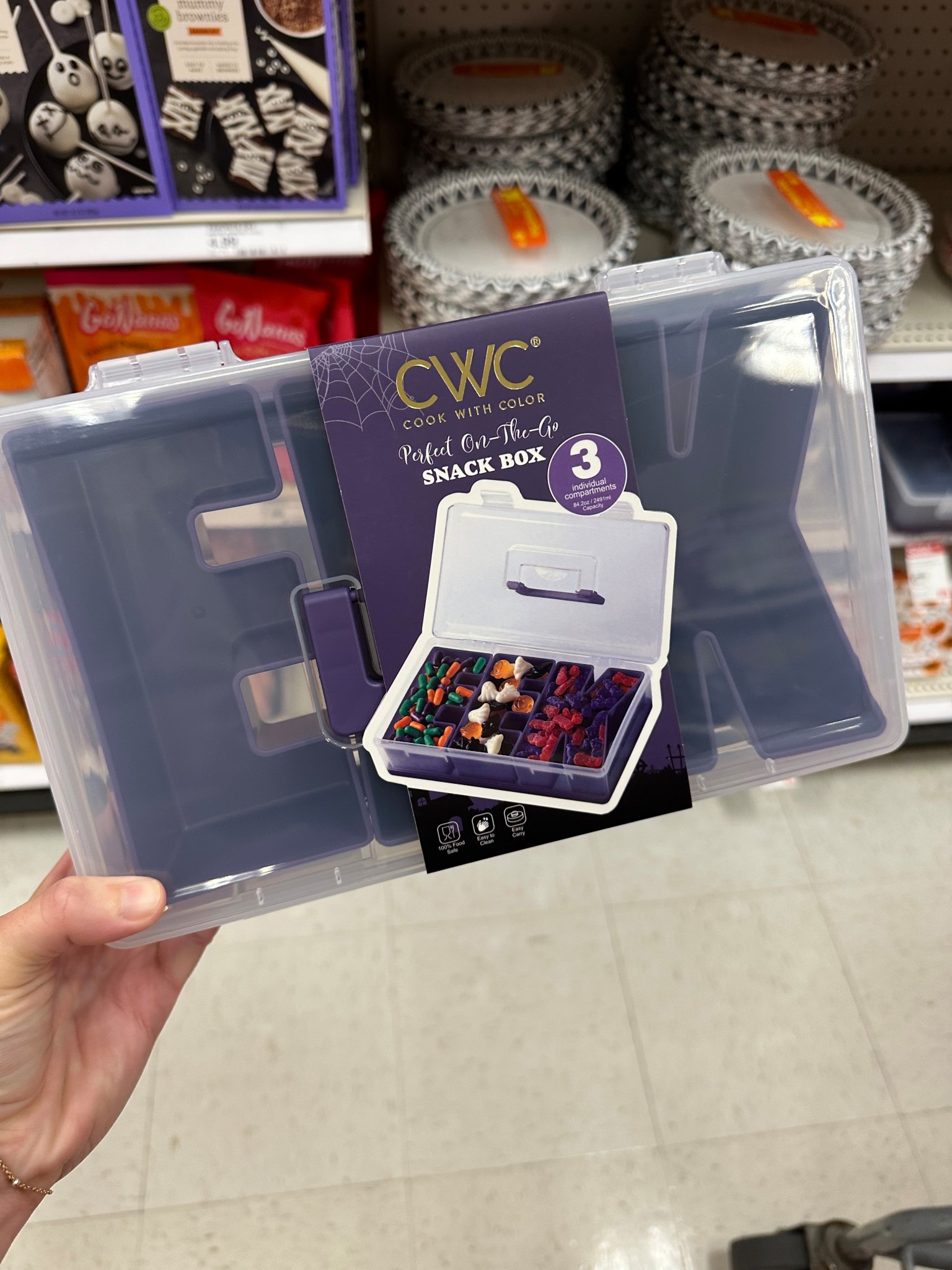 This EEK snack box would be perfect for a boo basket to gift someone filled with candy or cookies! 



#LTKHome #LTKHalloween #LTKSeasonal
