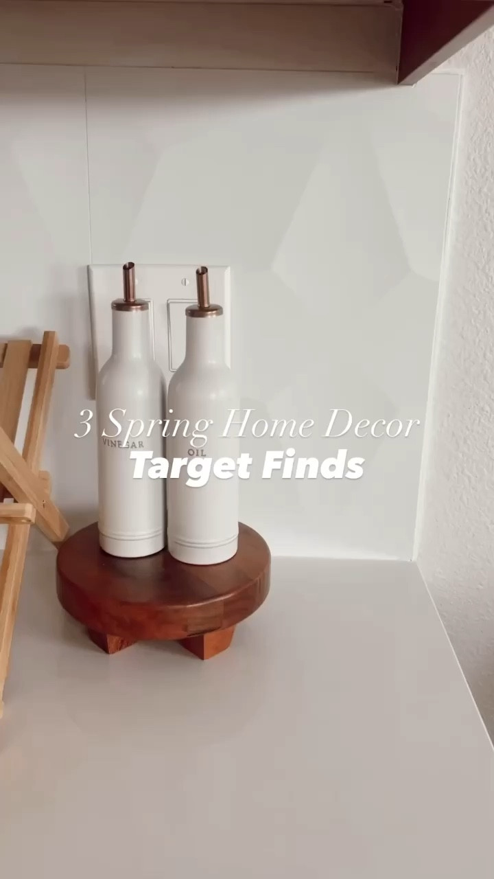 Target Spring home decor
Oil and vinegar dispenser
Aesthetic cooking accessories
Hearth and Hand decor
Affordable planter
Wicker table lamp
White planter

#LTKhome