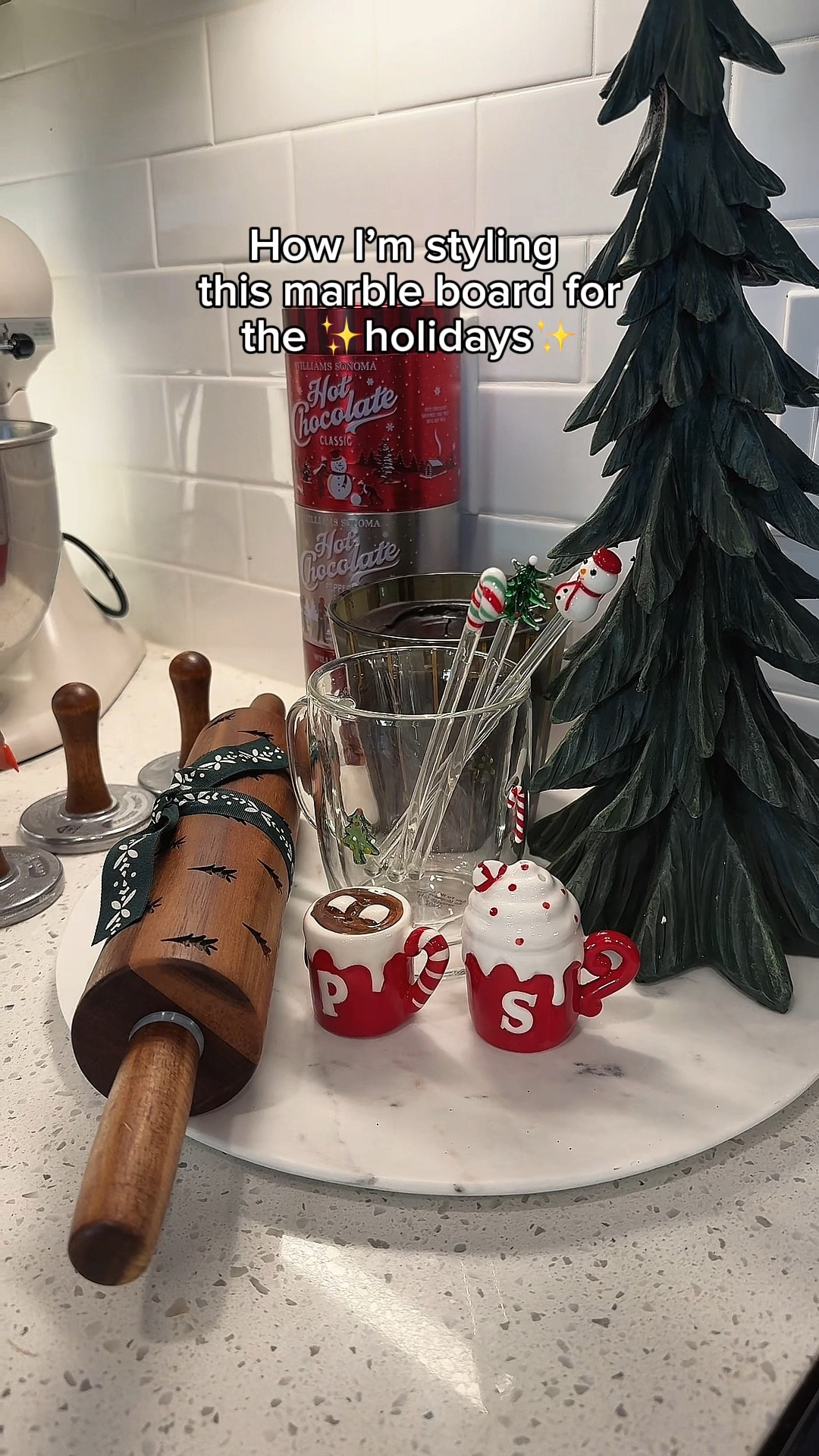 Holiday decor kitchen counter 


holiday decorations 
christmas decorations
christmas decor 
rolling pin
christmas baking 

#LTKHoliday #LTKSeasonal #LTKFindsUnder100