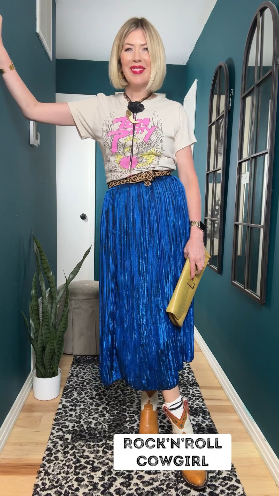 Who doesn’t love a little sparkle? ✨
This blue metallic skirt is giving rock-and-roll cowgirl energy, and I’m so here for it. A little shimmer, a little sass, and a whole lotta fun—because why should sparkle be saved for special occasions? 💙🤠

Summer’s the perfect time to let your outfit do the talking—bold, bright, and ready to twirl! 💫

#CowboyCarter #CountryGlam #SummerSparkle #Skirt 

#LTKShoeCrush #LTKParties #LTKStyleTip