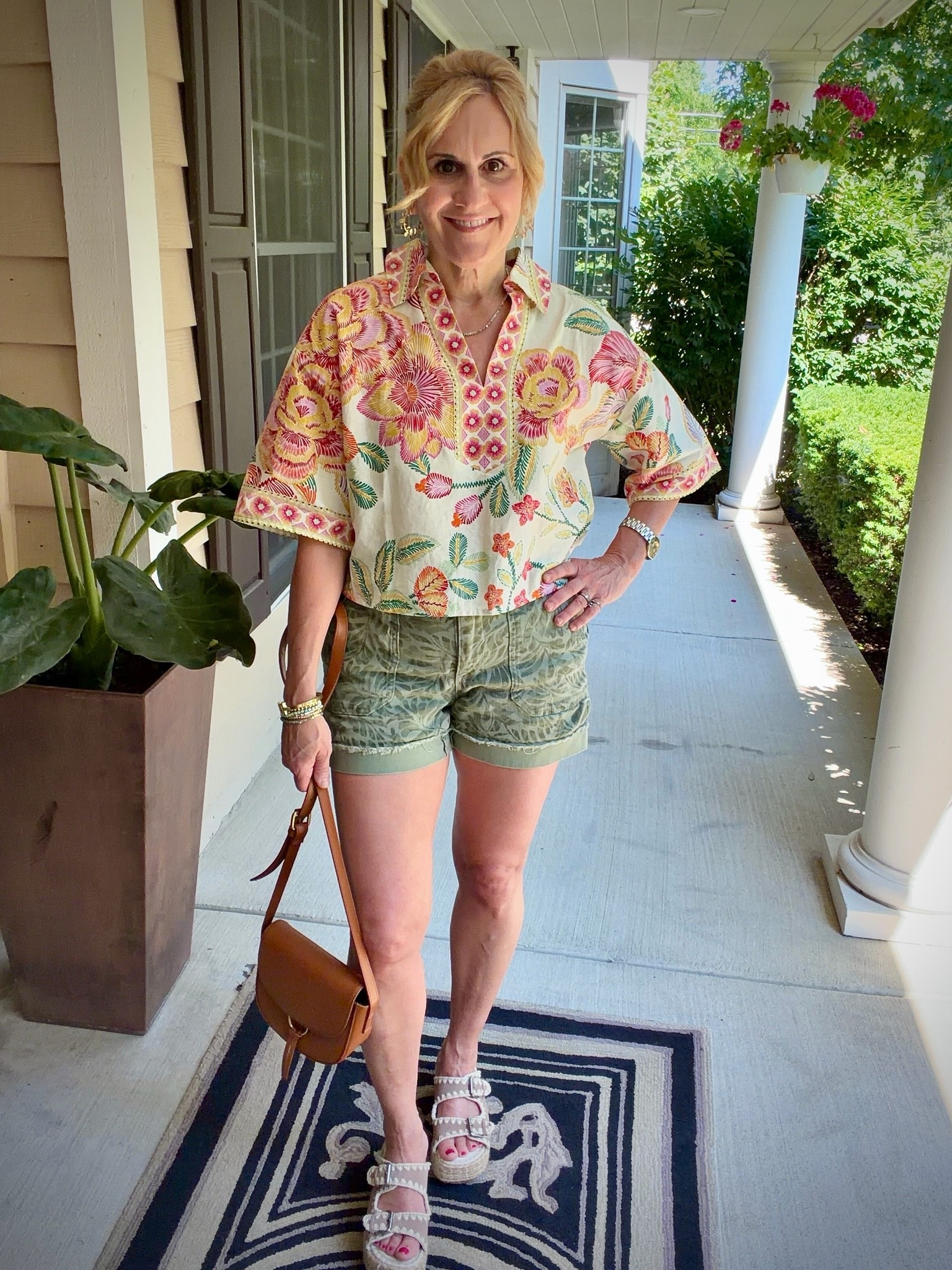 Is it possible to do a monochromatic print look? 🌿 I think I did it here with this botanical print top and shorts. Love this easy breezy casual look for all the hot weather we are having. 🔥

#LTKootd #LTKOver40 #LTKPetite