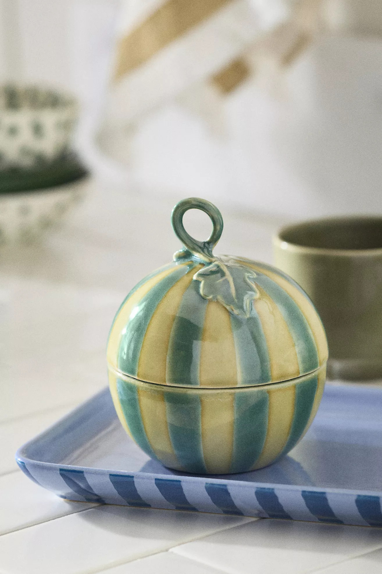 Meyer Ceramic Watermelon Lidded Bath Canister
  


  


  


  


  

1 Review Reviews $26.00 | Anthropologie (US)