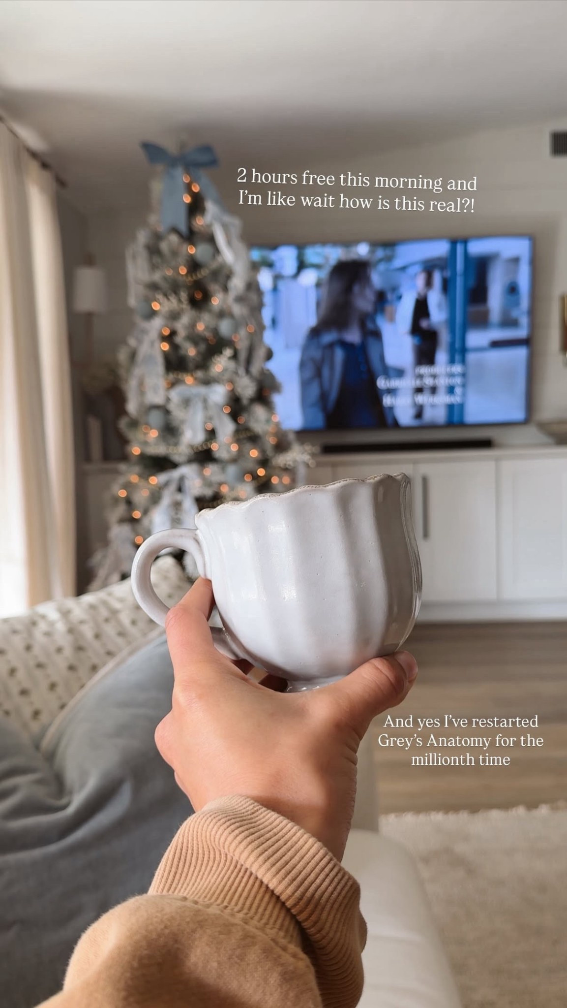 Cozy mornings 🤍

#LTKHoliday #LTKmorningroutine #LTKHome