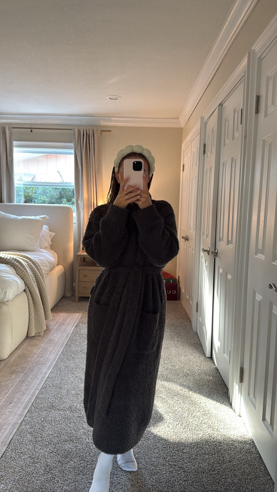 Barefoot dreams robe 

#LTKHoliday #LTKGiftGuide