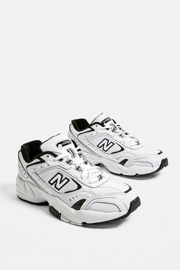 New Balance – Sneaker „452“ in Schwarz-Weiß | Urban Outfitters (EU)