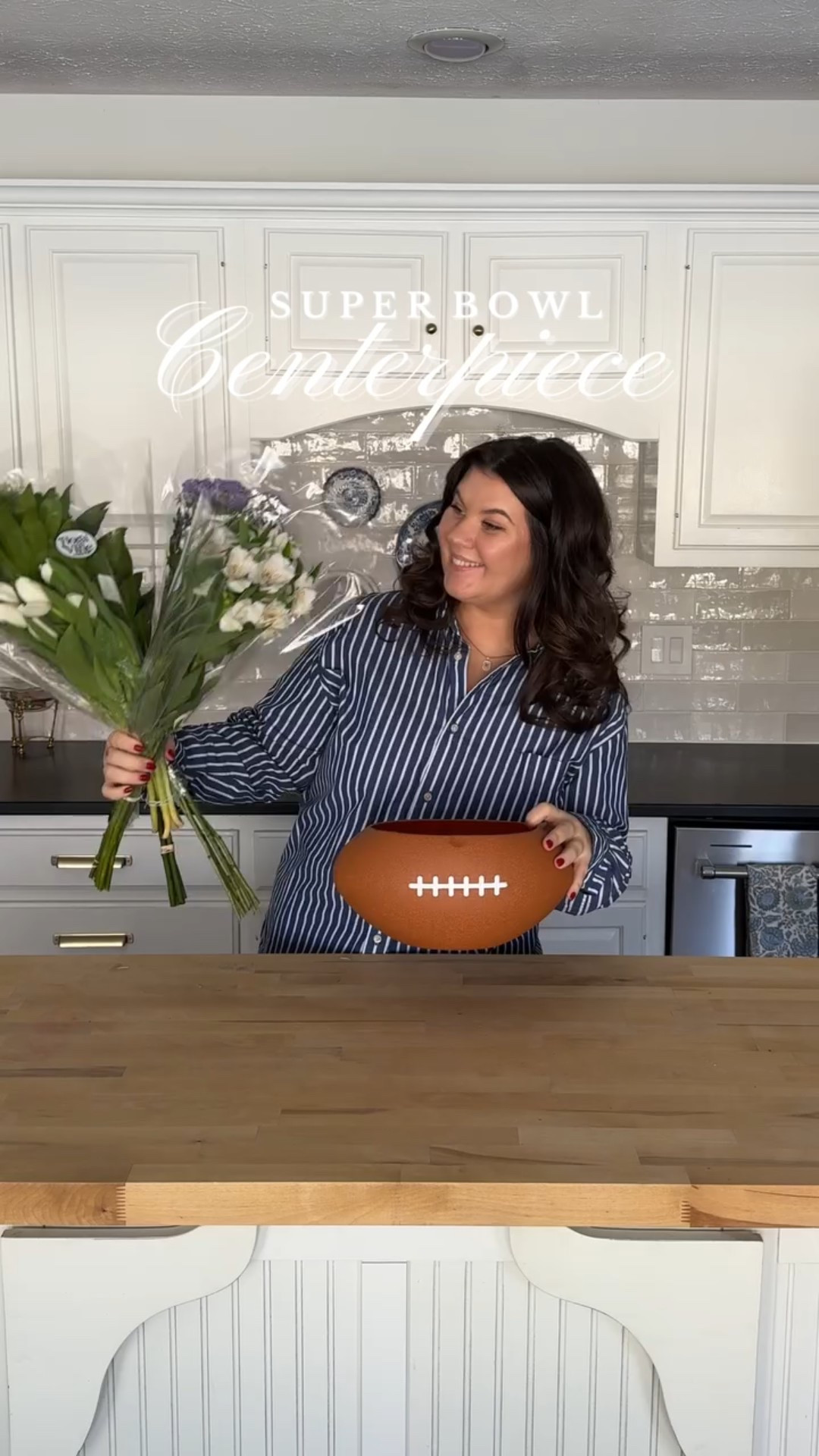 Yes, the superbowl needs a floral arrangement!

The football I used is from the target dollar spot but if you comment SHOP I’ll send the alternatives I found! 
.
.
.
#superbowlparty #superbowlpartyideas #superbowlhosting