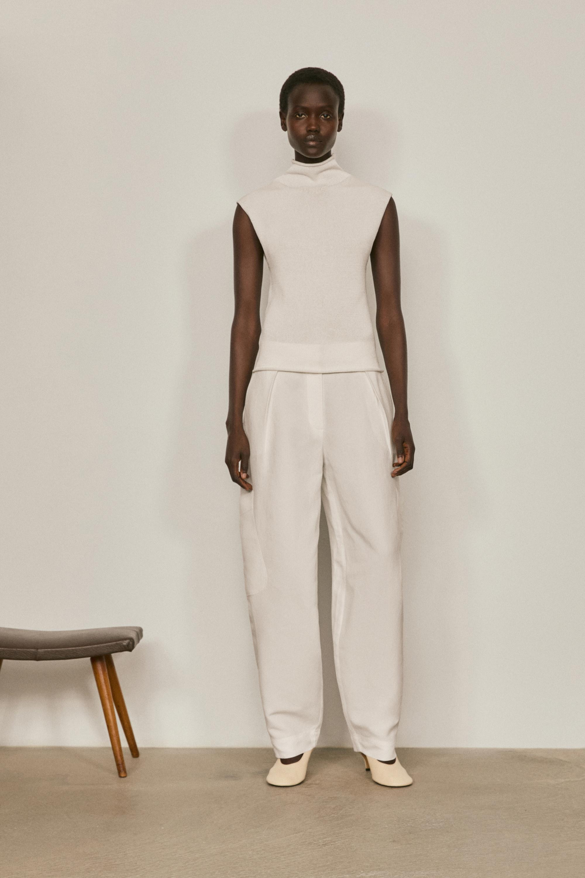 Stricktop mit Stehkragen aus Baumwolle und Seide \u2013 LIMITED EDITION | Massimo Dutti DE