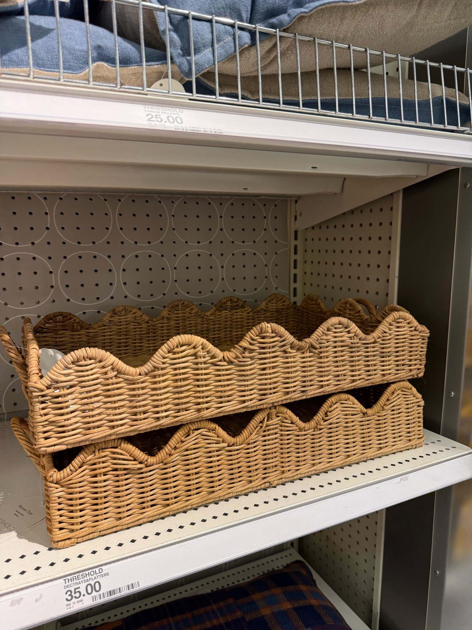 The cutest scalloped tray

#LTKmomlife #LTKSeasonal #LTKHome