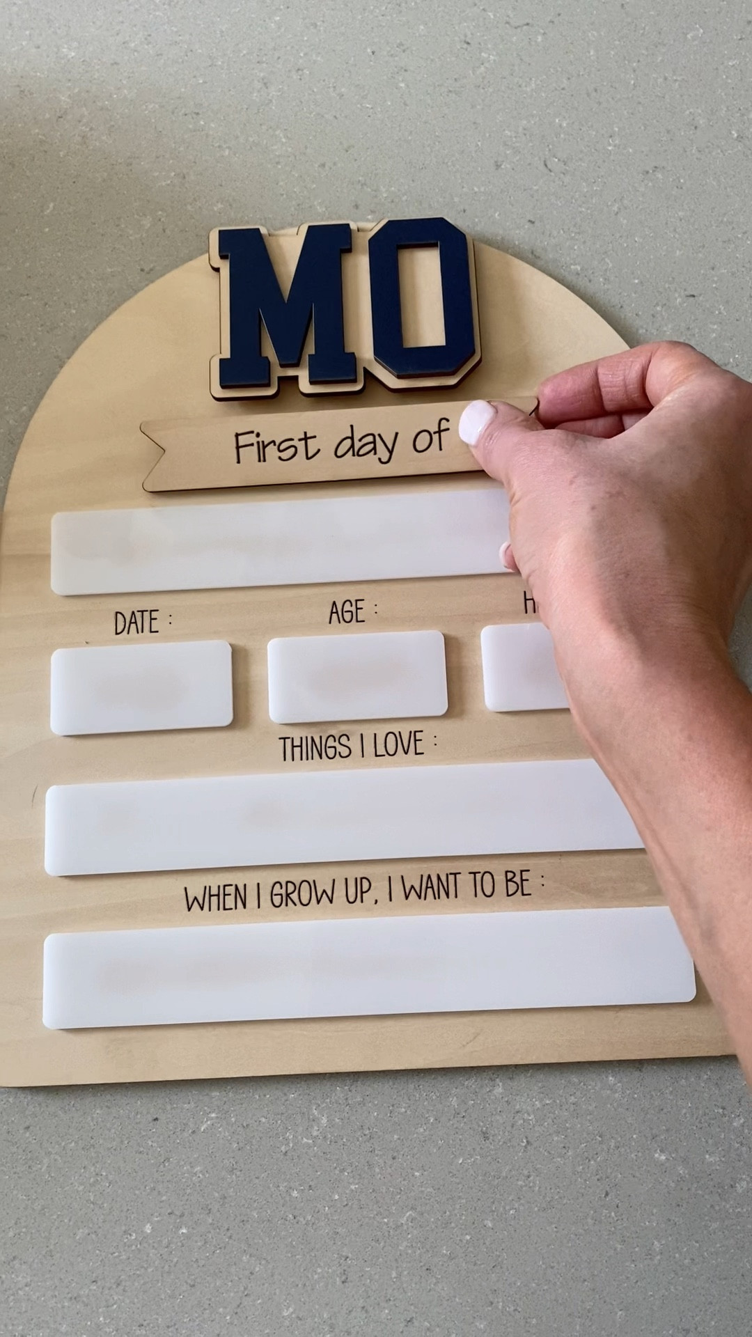 Back to school sign 📚✏️

Back to school, last day of school, preschool, kindergarten, elementary school, first day of school

#LTKKids #LTKBacktoSchool #LTKFamily