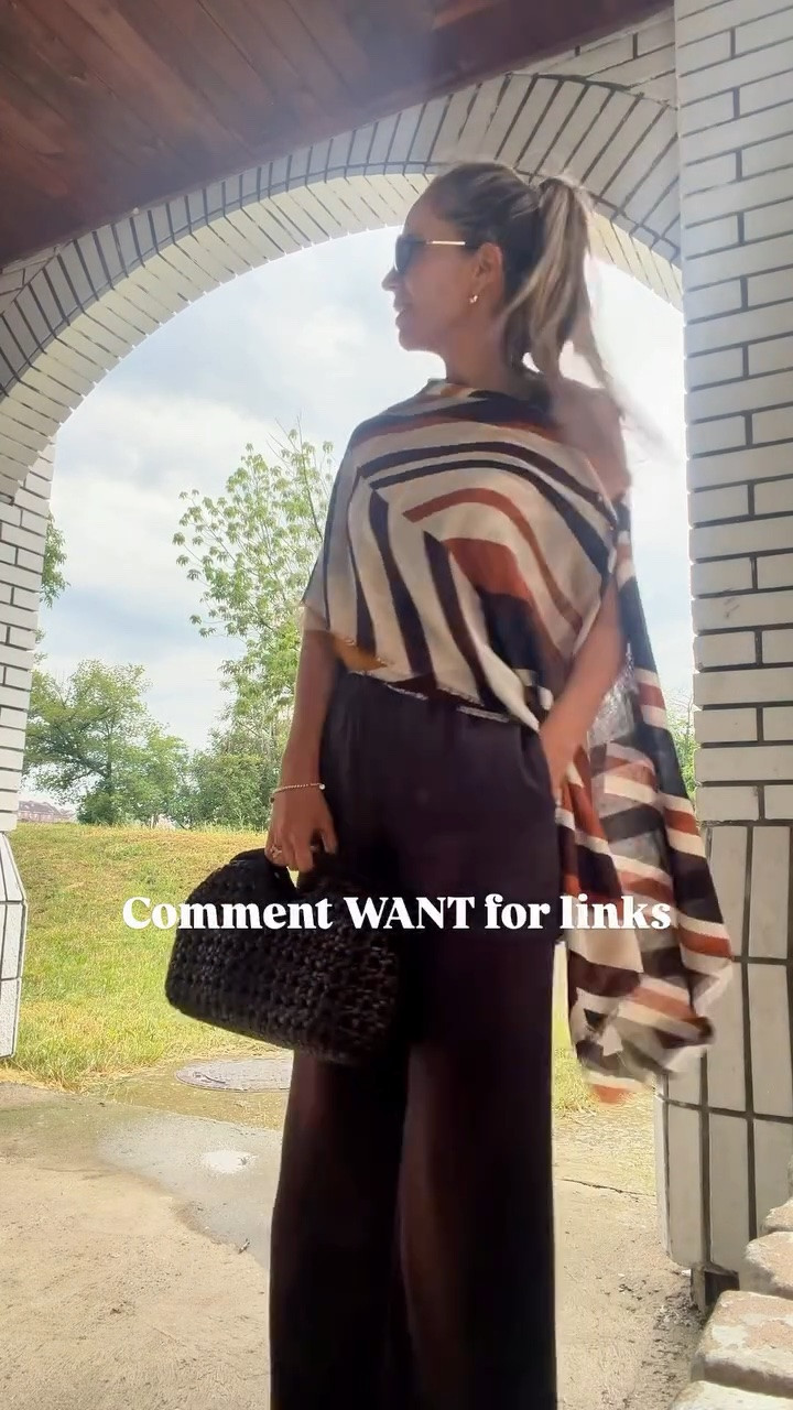 Brown satin pants sz S
Brown tank top sz S
I’m 5’5” 122 lbs

#LTKootd #LTKgrwm #LTKOver40