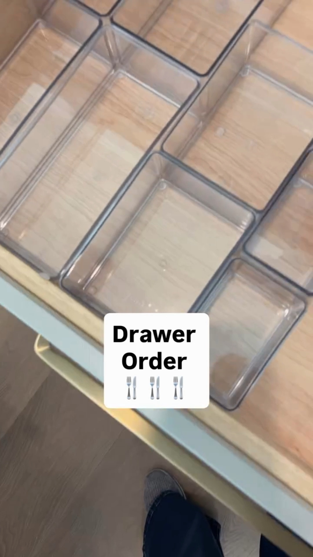 Drawer order at its finest 🍴
.
.
.
#OrganizedLife
#savannahorganizer 
#houseofvon  #savannah #professionalorganizer #declutter #professionalorganizing #target #thecontainerstoreambassador @target @thecontainerstore @thehomeedit 