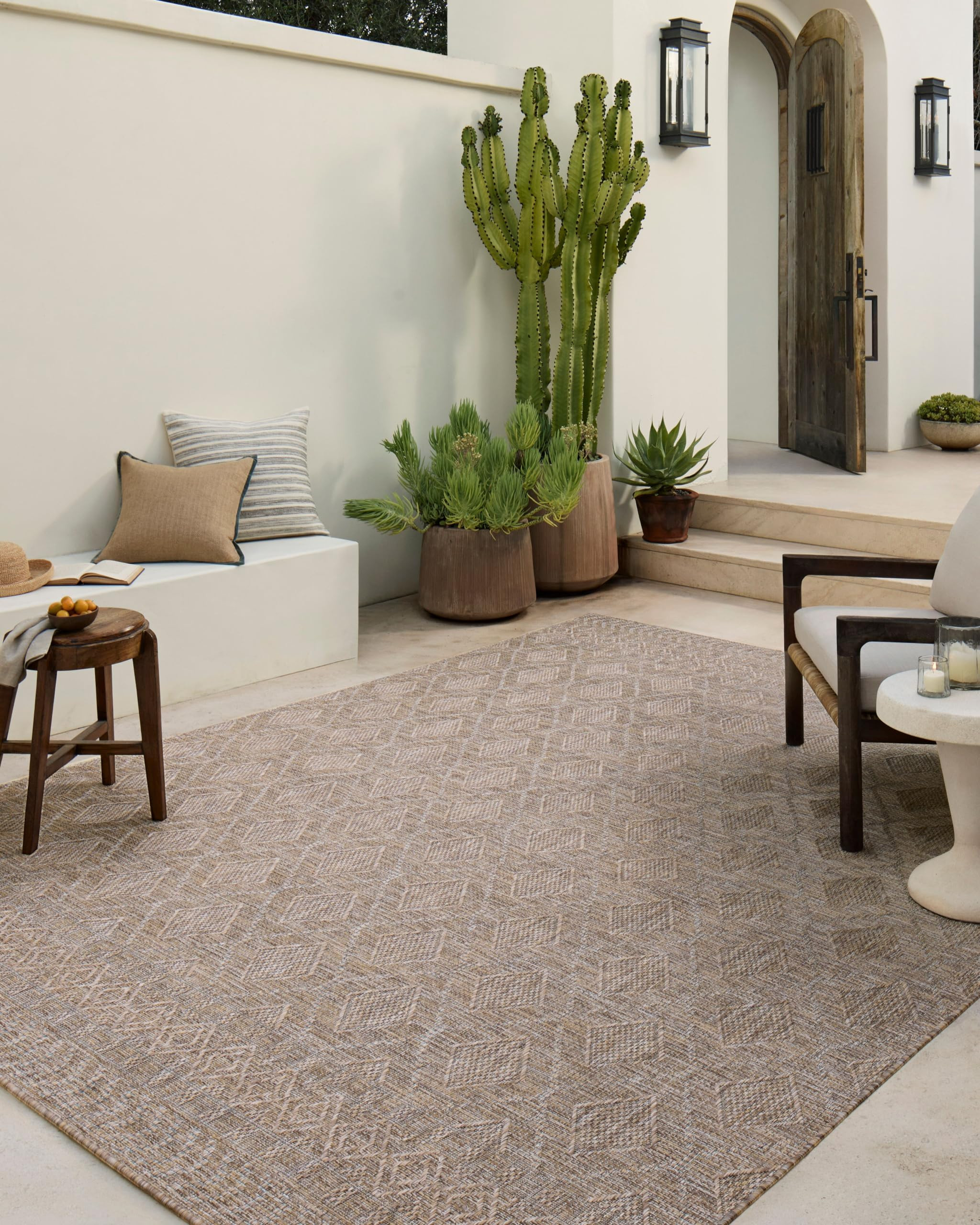 Loloi Amber Lewis Topanga Collection TOP-06 Natural/Mist 3'-11" x 5'-11" Indoor/Outdoor Accent Rug | Amazon (US)