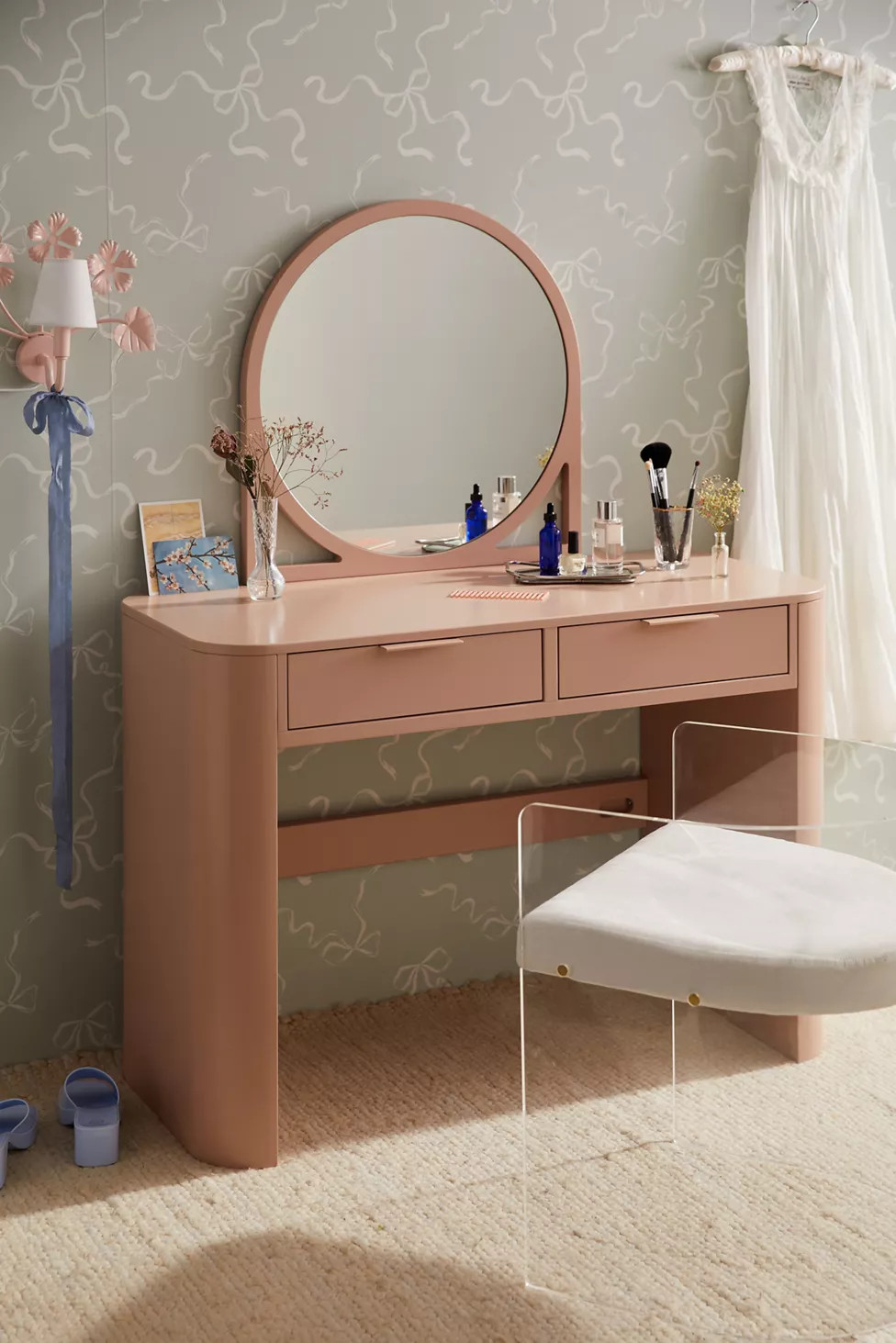 Kane Vanity | Urban Outfitters (US and RoW)