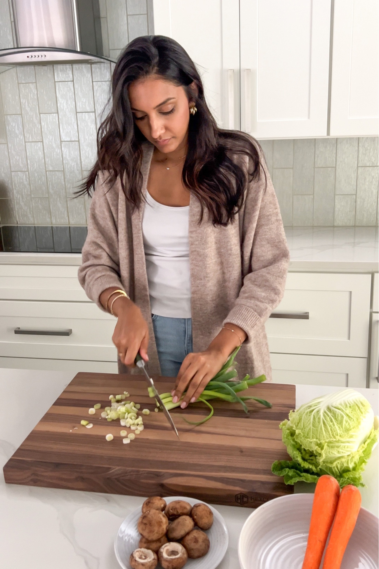 One of my favorite H&M finds, under $20 cardigan that’s soft, perfect for layering and true to size. I got a XS. 

#LTKstyletip #LTKfindsunder50 #LTKSeasonal