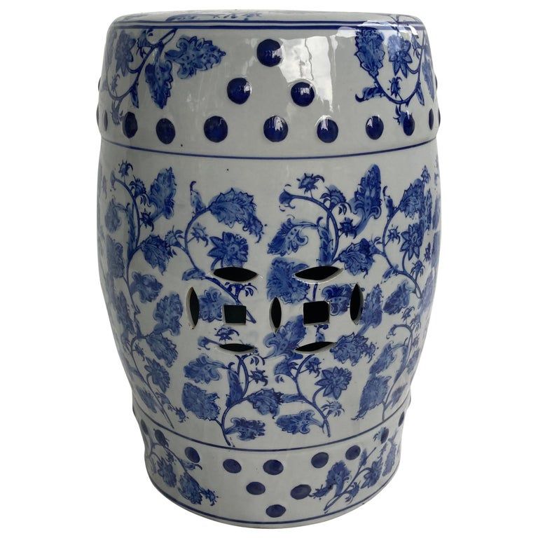 Chinese Blue and White Garden Seat | 1stDibs