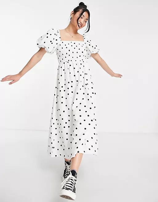 New Look short sleeve shirred midi dress in white polka dot | ASOS | ASOS (Global)