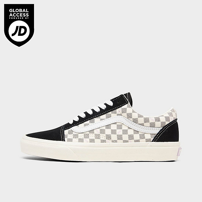 Women's Vans Old Skool Heart Print Casual Shoes | Finish Line (US)