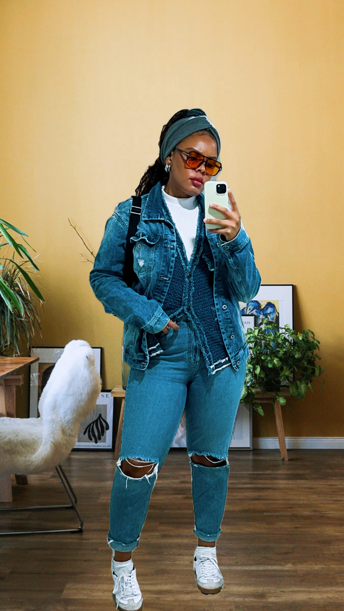Jeans
Denim on denim 
Canadian Tuxedo 

#LTKcanada #LTKwinter #LTKstyletip