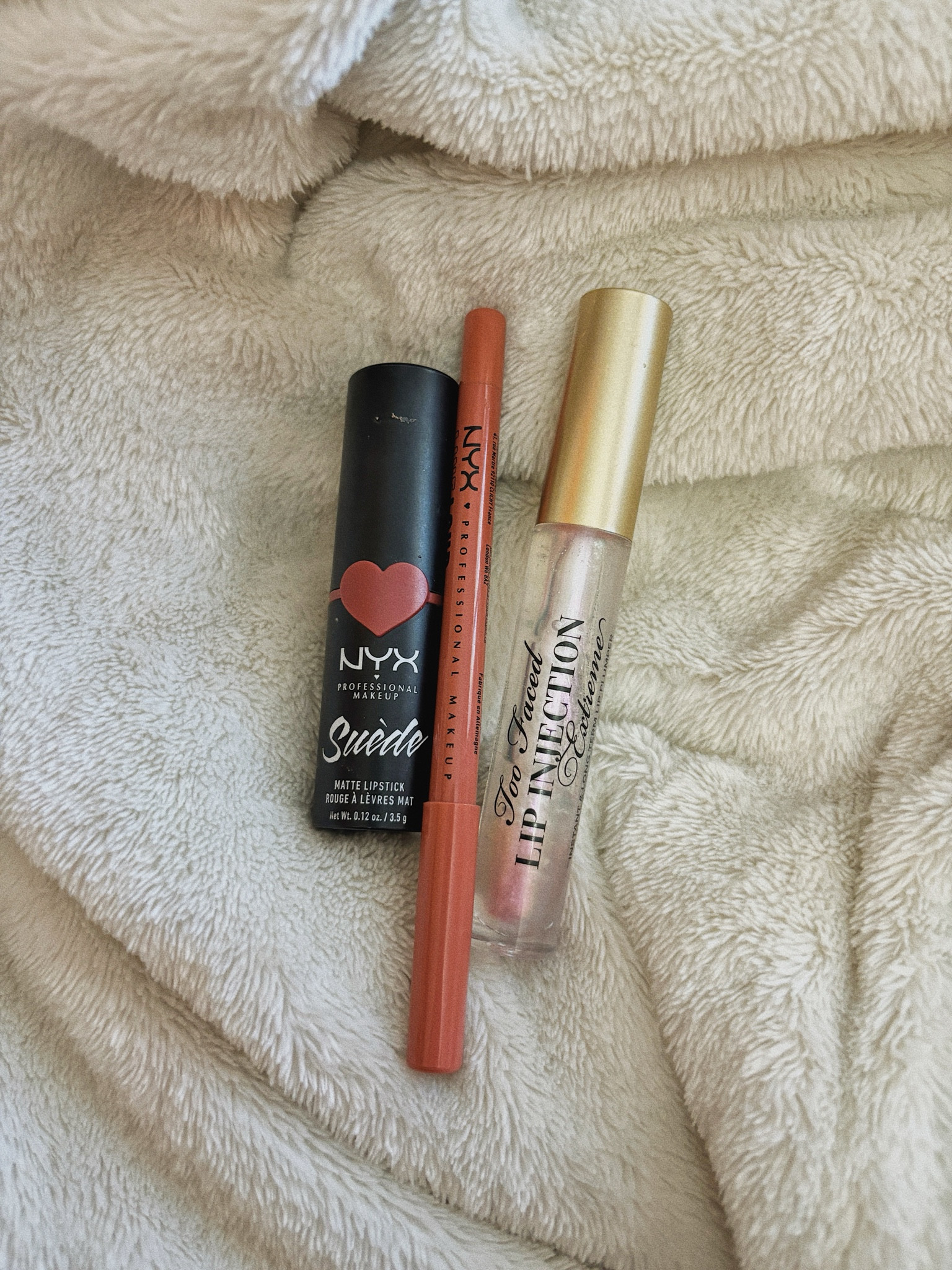 this lip combo 💄👄🤍

#LTKfindsunder50 #LTKstyletip #LTKbeauty