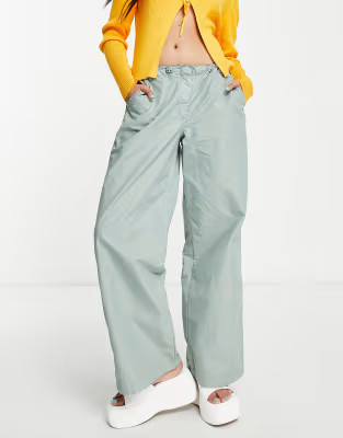 Topshop low rise wide leg nylon cargo trouser in khaki | ASOS (Global)