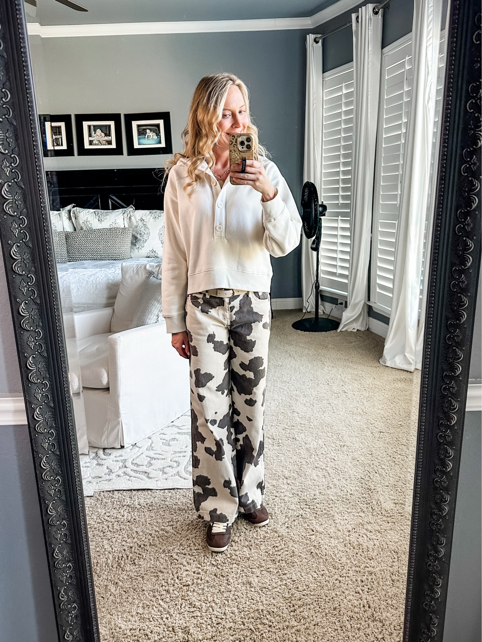 These cow pants are so cute! Styled them a few different ways. I’m wearing a size small. 

Cow print | denim | jeans | fall outfit | fall outfits | casual | casual outfits| date night | Target | sweatshirt | comfy outfit | cozy | pullover  | sneakers | tennis shoes 


#LTKSaleAlert #LTKStyleTip #LTKFindsUnder50
