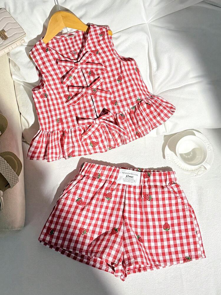 SHEIN Young Girl Casual Strawberry Print Tie-Bow Ruffle Hem Sleeveless Top And Shorts Set,Gingham... | SHEIN