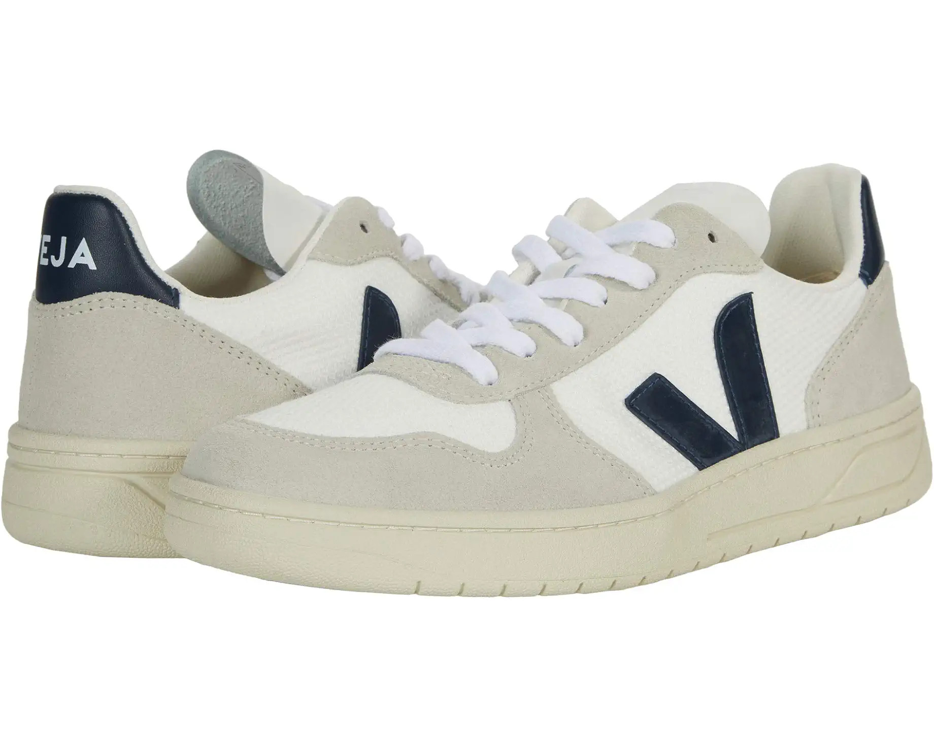 VEJA V-10 | Zappos