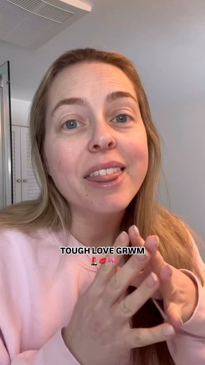 Give yourself some time today so you can give your kids a happy mom and happy home ♥️ #momroutine #happymom #sahm #sahmlife