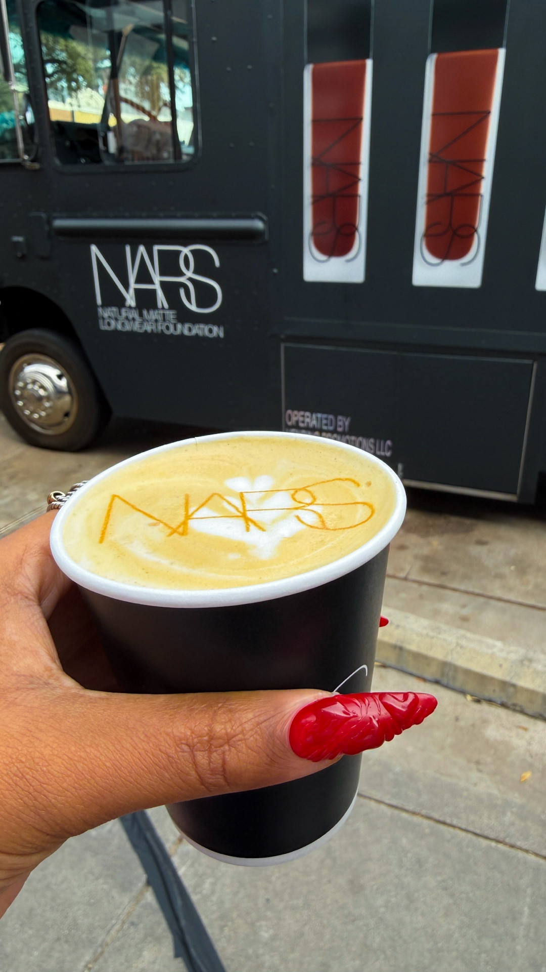 love the new natural matte foundation from NARS 

#LTKBeauty