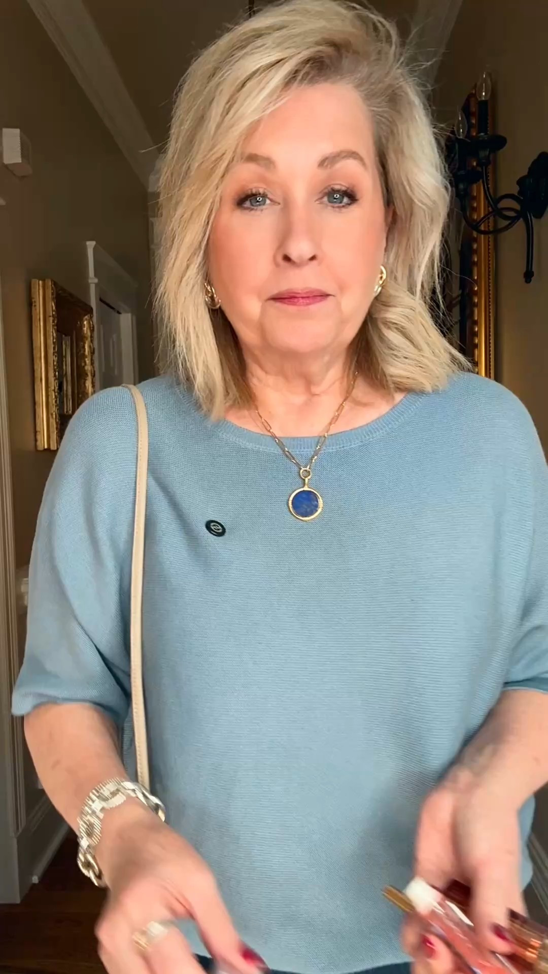 Here is my everyday, go-to lipstick combo. It’s a great neutral and goes with everything!
Coupe liner
Millennial Lipstick
Juicy Peach Lip Oil


#LTKOver40 #LTKBeauty