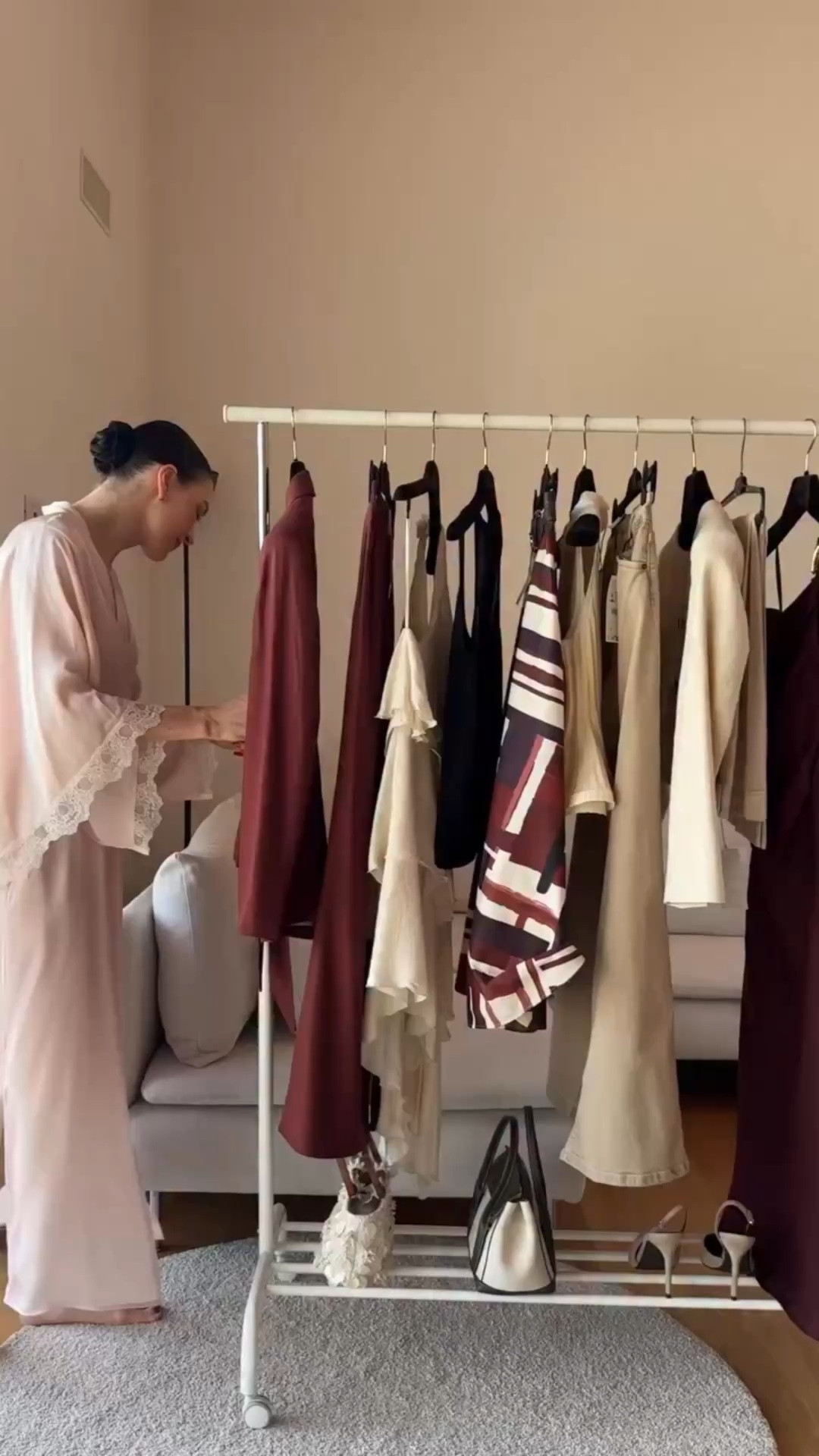 Zara spring summer haul with elevated neutral pieces you can style on repeat.

A mix of tailored sets, linen textures and clean silhouettes that create effortless outfits for everyday, work and travel without overthinking.

🔎 Zara haul, neutral outfits, linen set, tailored summer looks, capsule wardrobe Zara

￼#LTKuk #LTKeurope #LTKspring


#LTKootd #LTKgrwm #LTKSeasonal