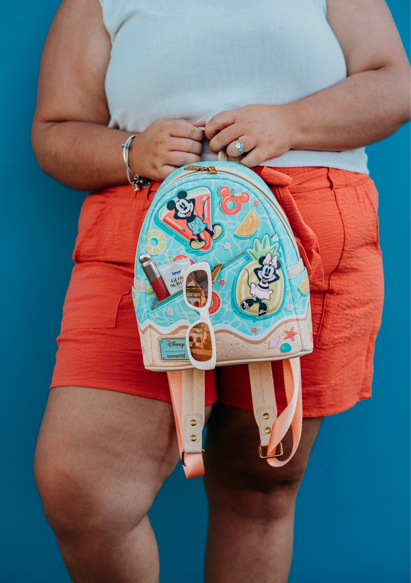 Beachy Disney Loungefly look


Amazon fashion finds | Disney Style | Disney fashion finds | Loungefly |

#LTKootd #LTKSaleAlert