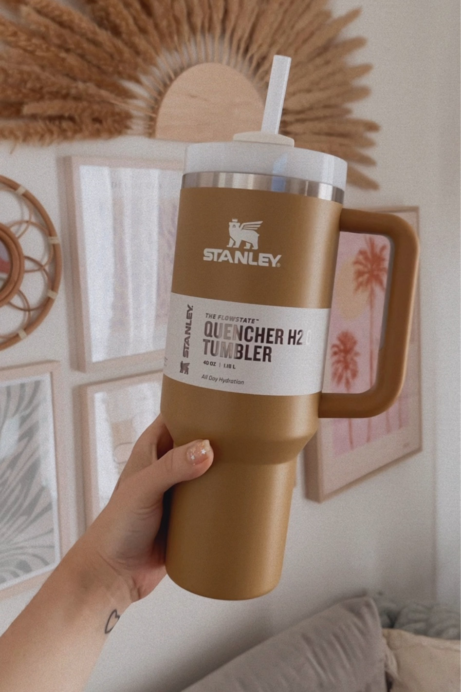 Stanley 40 oz. Adventure Quencher H2.O Flowstate Tumbler Yarrow in 2023