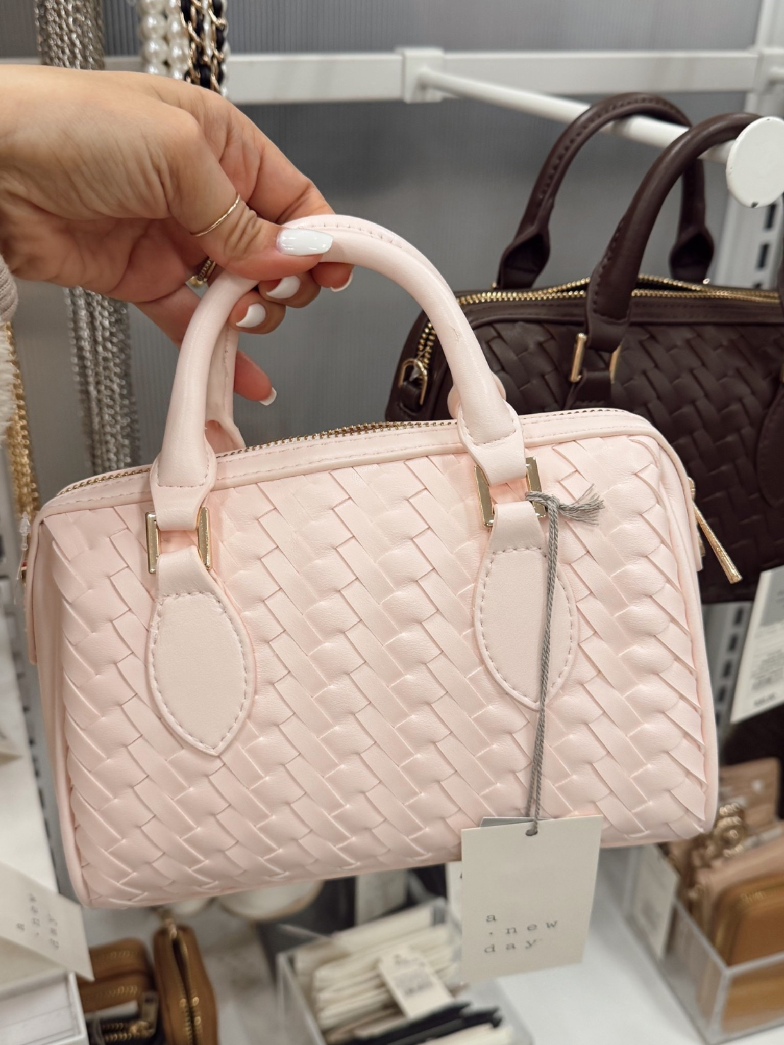 Cute Target woven bag!

#LTKmomlife #LTKootd