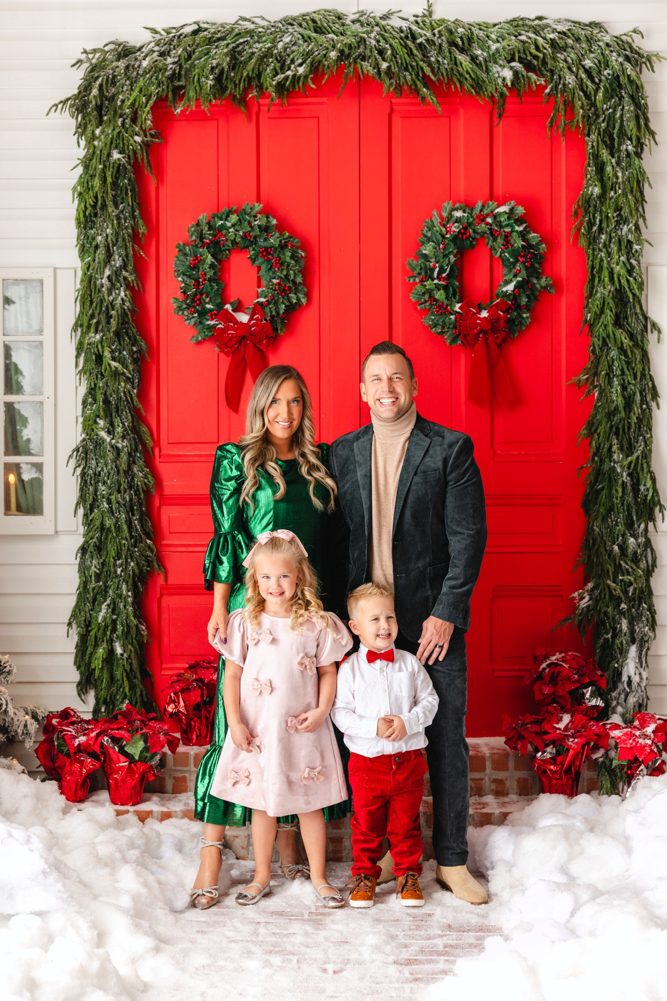 Family christmas outfits!

Kids dress, kids outfit, toddler boy outfit, toddler girl dress

#LTKHoliday #LTKSeasonal #LTKFamily