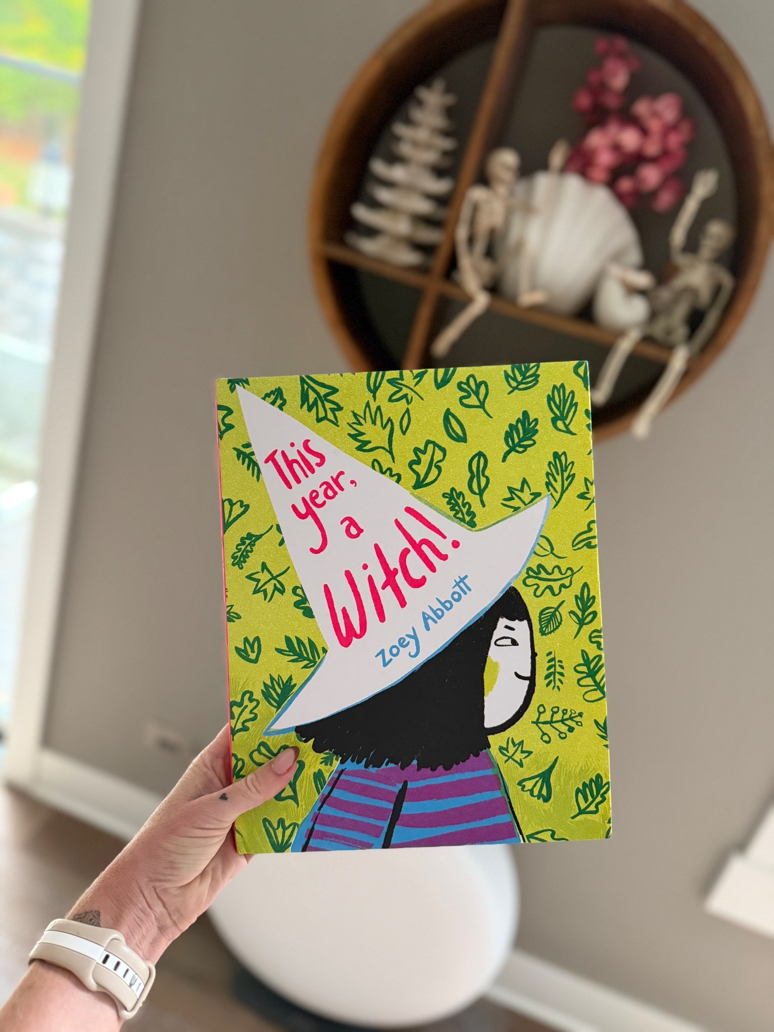This year a witch Halloween books for kids and reading for children 
Picture book for the October bookshelf 