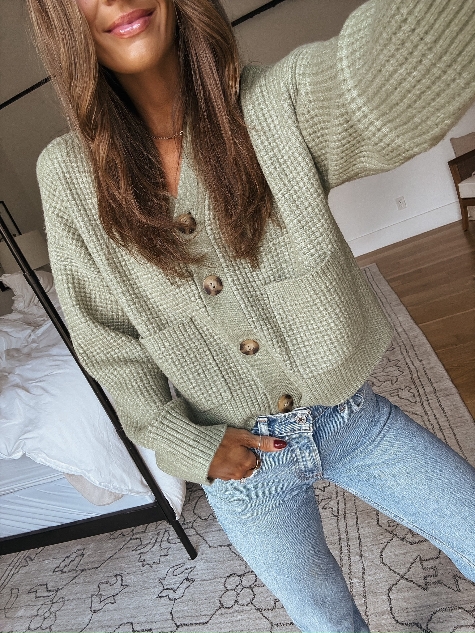 the darling button details on this cardigan from @abercrombie 😍20% off with code AFLTK 🙌🏻
#abercrombiepartner 

#LTKFallSale