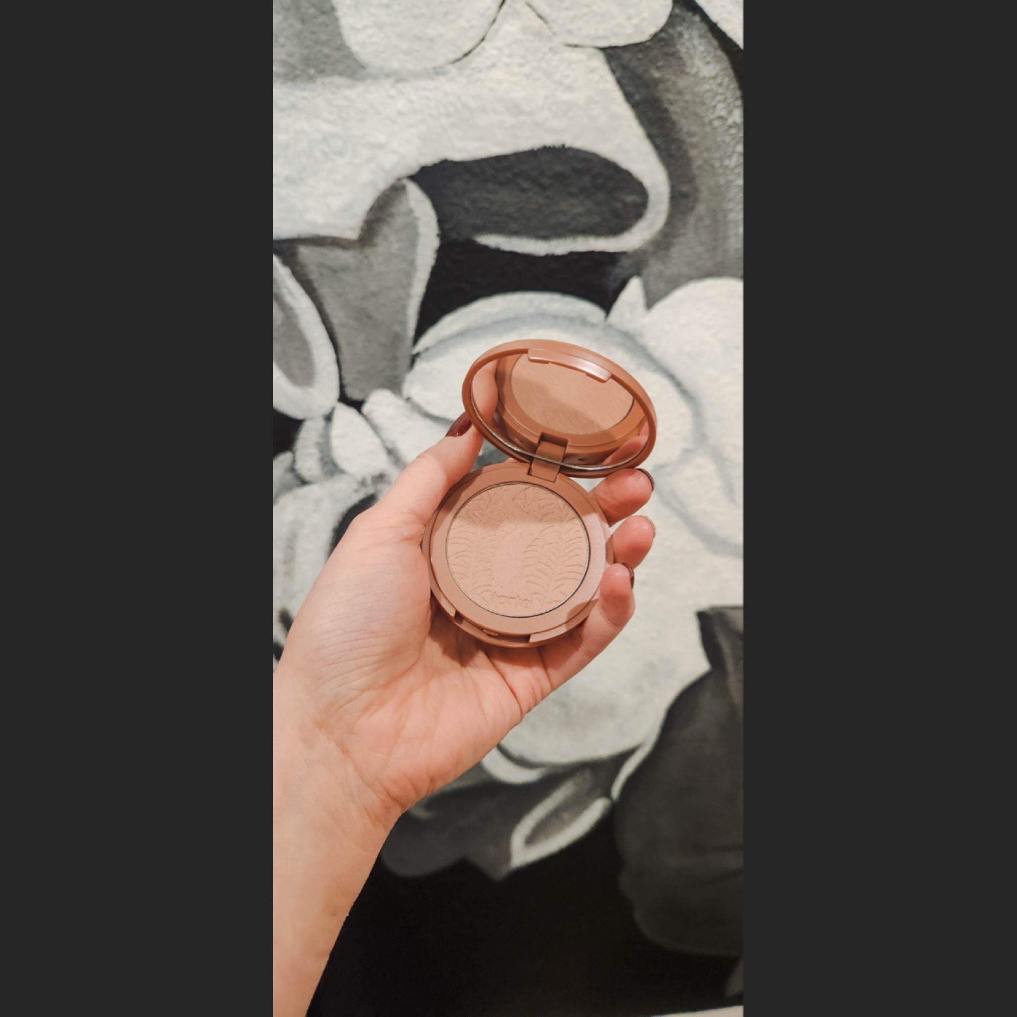 The Amazonian Clay blush is $10 off today during the #TarteSale! This is color “Exposed”- the perfect shade of nude pink. 

#LTKsalealert #LTKSale #LTKFind