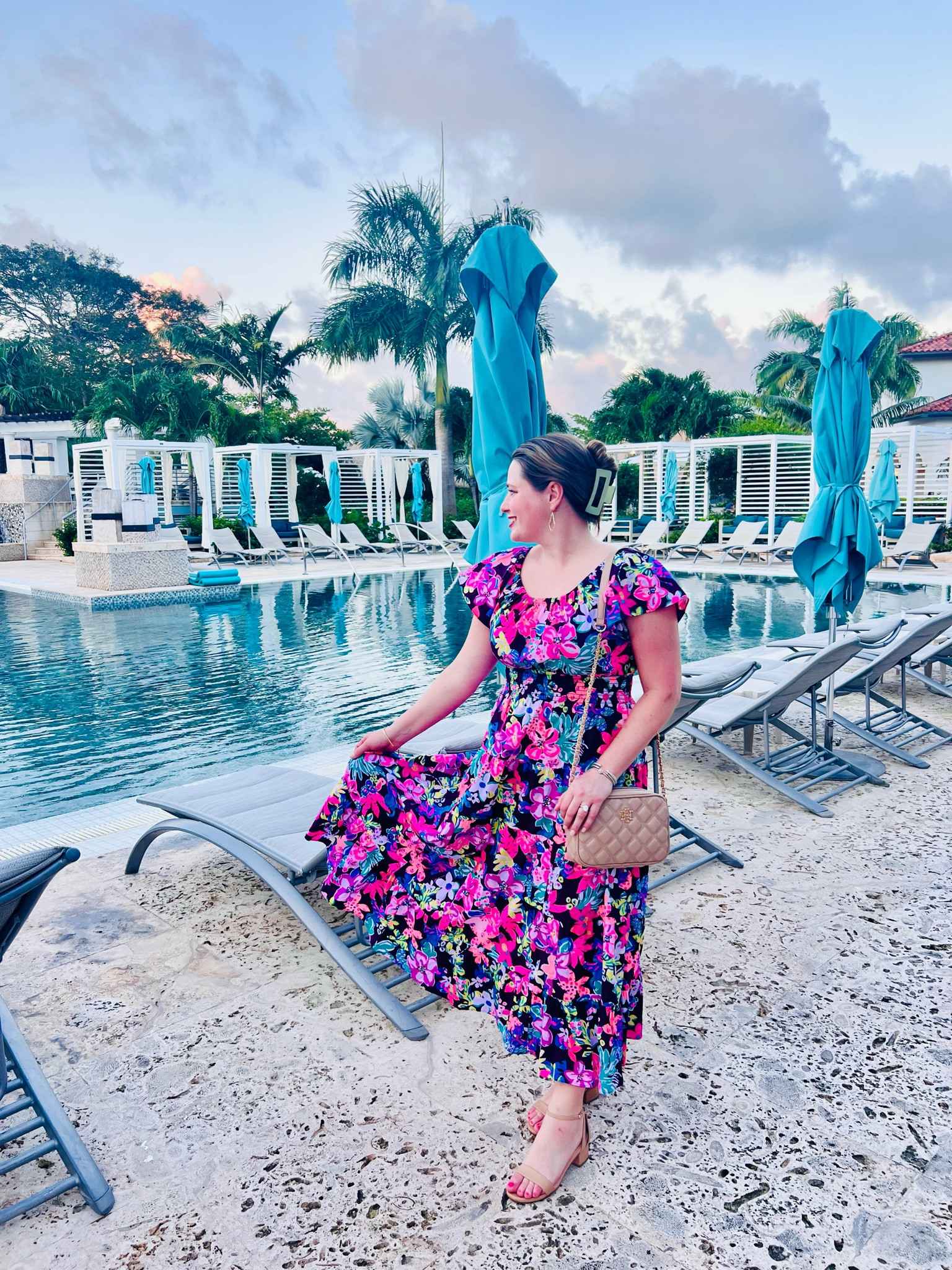 Tropical resort dinner outfit- can’t go wrong with Lilly Pulitzer!! Also loving this Caroline Hill purse! 

#LTKTravel