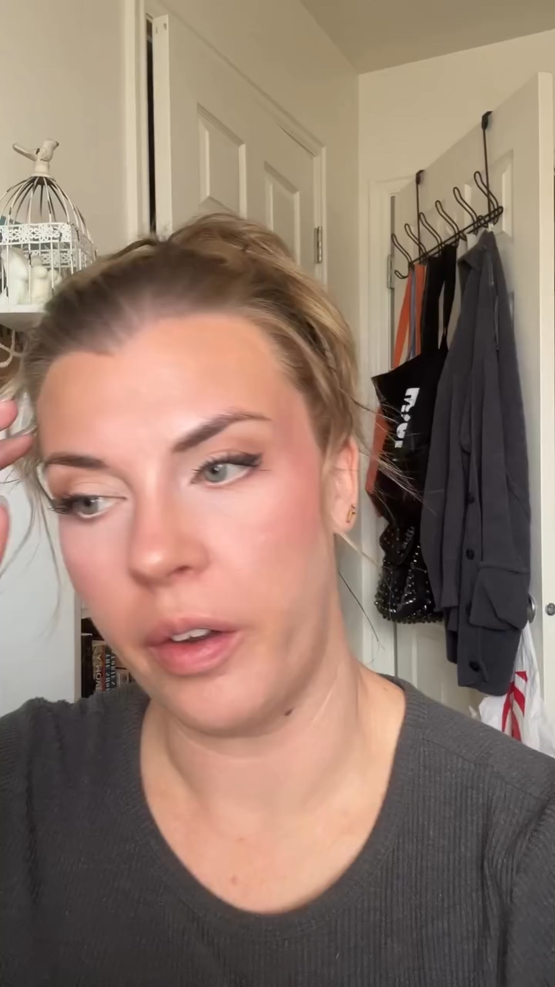 Thoughts on the @patrickta @patricktabeauty Major Dimensions III palette and Cream Contour/Bronzer and also lol @ my idea at the end but no, really though.
.
#Getreadywithme #makeupreview #makeupreviewer #promakeupartist #patrickta #makeupandyap #utahmakeupartist #destinationweddingmakeupartist