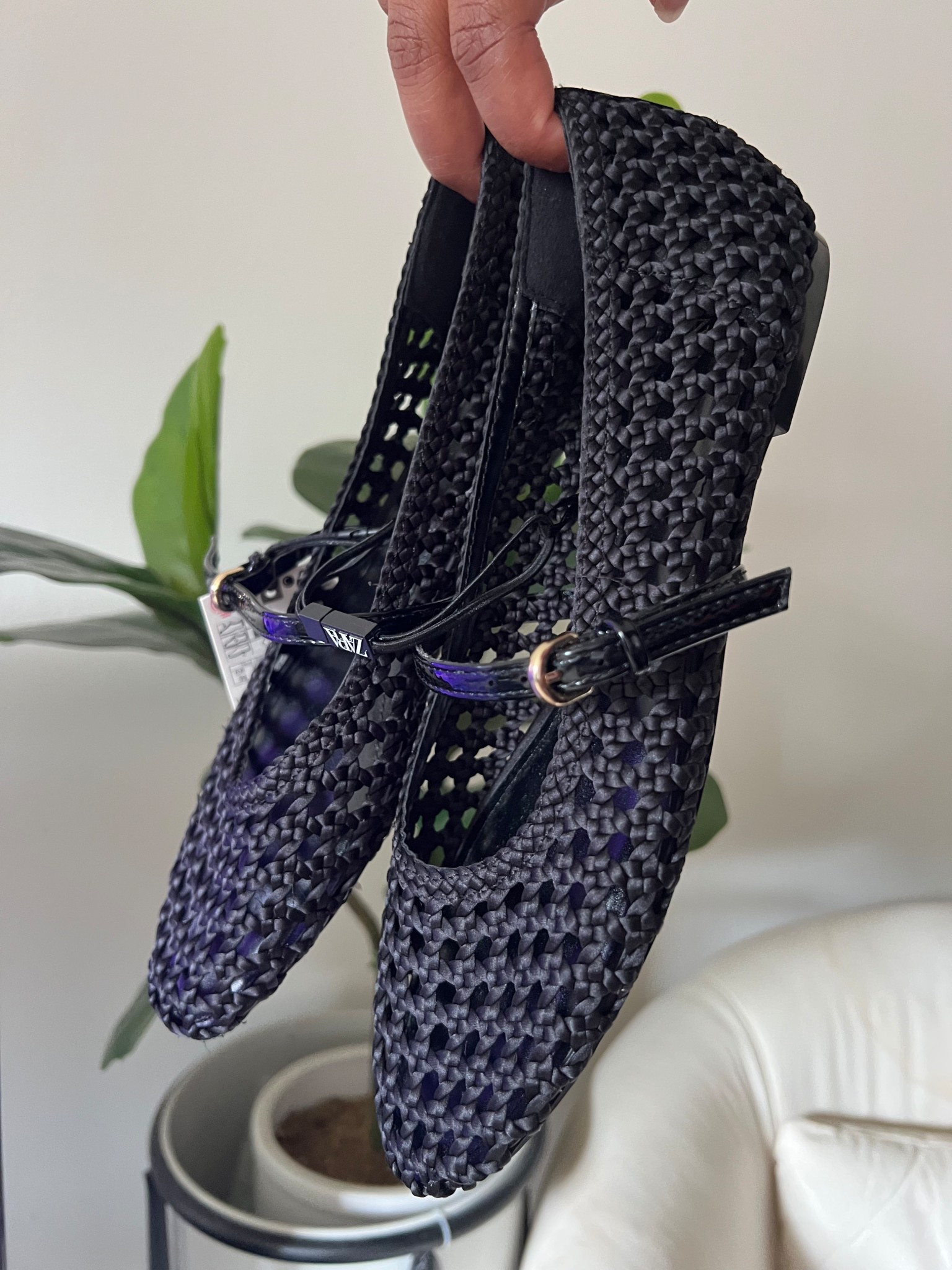 Summer Woven Black Flats | Size 39

#LTKStyleTip #LTKU #LTKMidsize