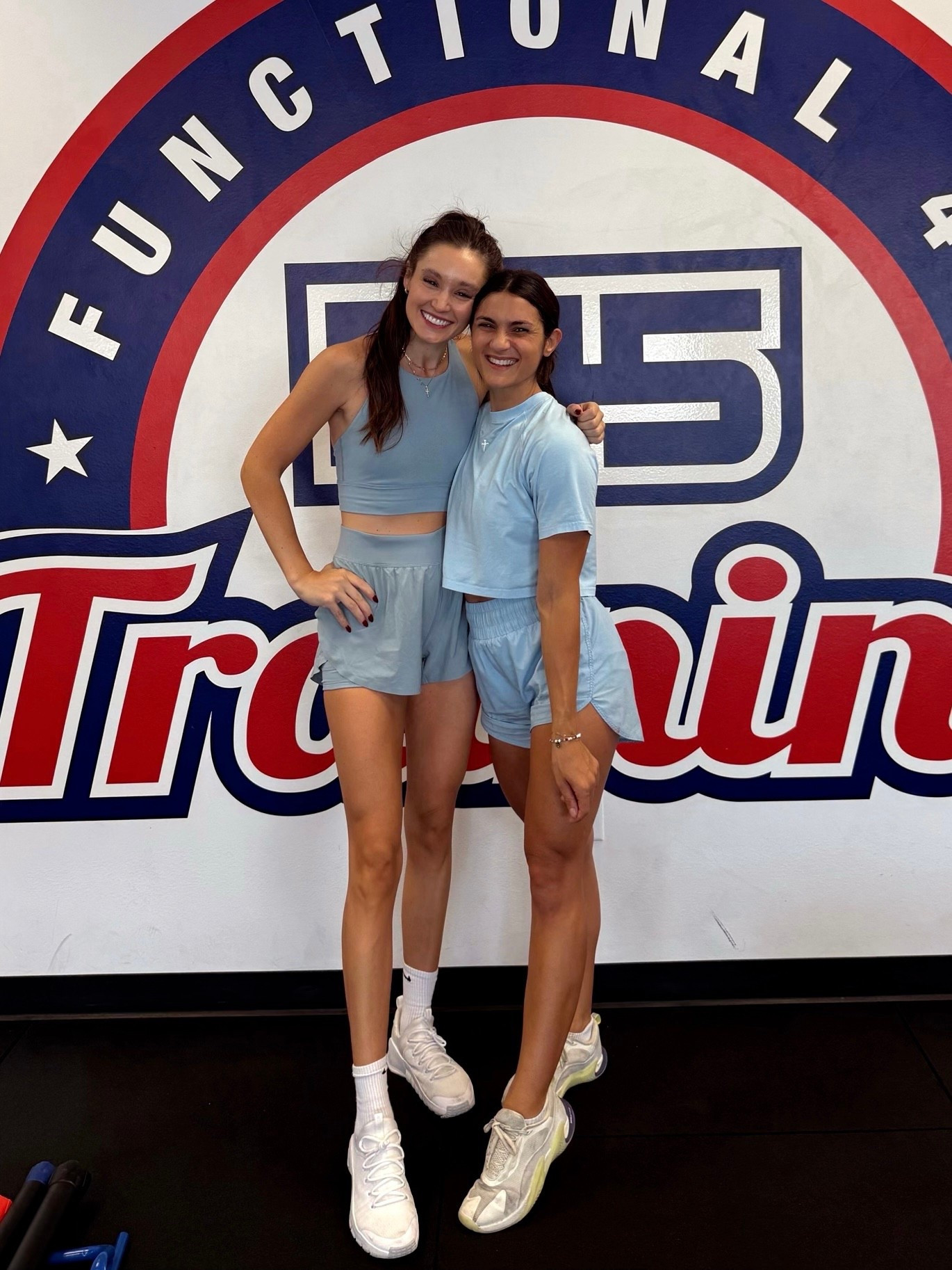 forever my fav workout set and on sale!!🤍💪🏼

#LTKFindsUnder50 #LTKActive #LTKfitnessgoals