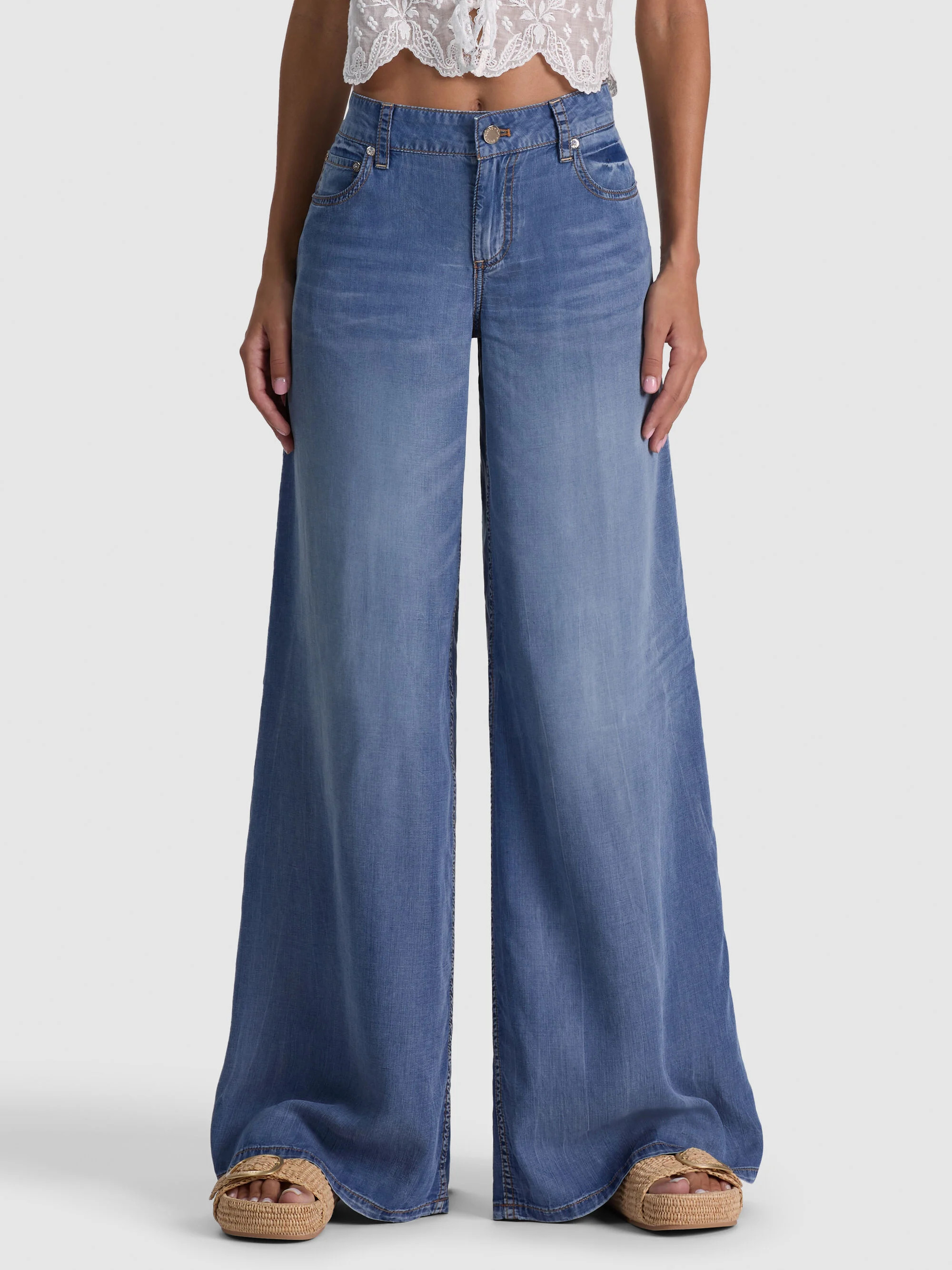 SIDNEY JEAN | Alice + Olivia