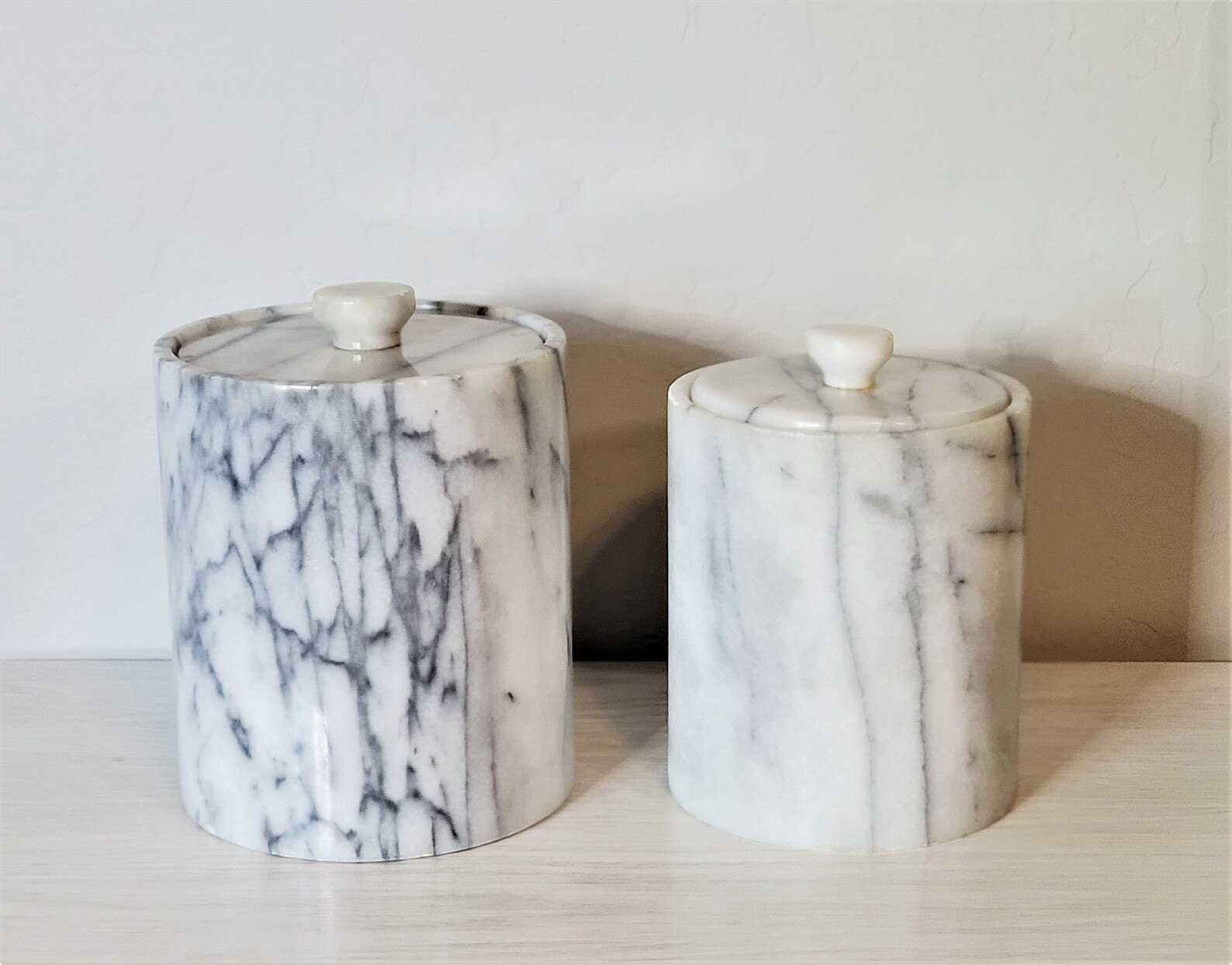 Read the full title
    Vintage White Marble Lidded Canisters with Removable Liners / White Marbl... | Etsy (CAD)