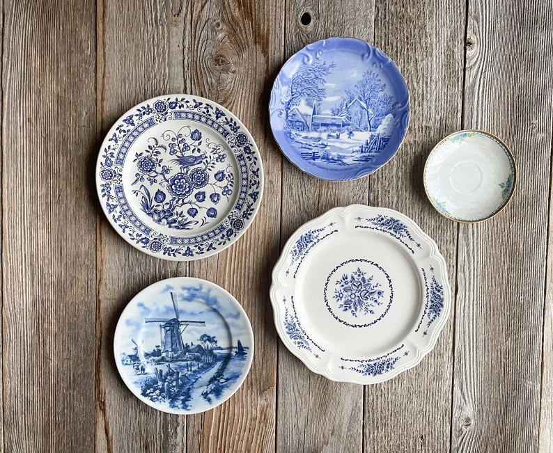 Instant Wall Collection of Blue and White Plates Set of 5 China English China Wall Hangings Vinta... | Etsy (US)