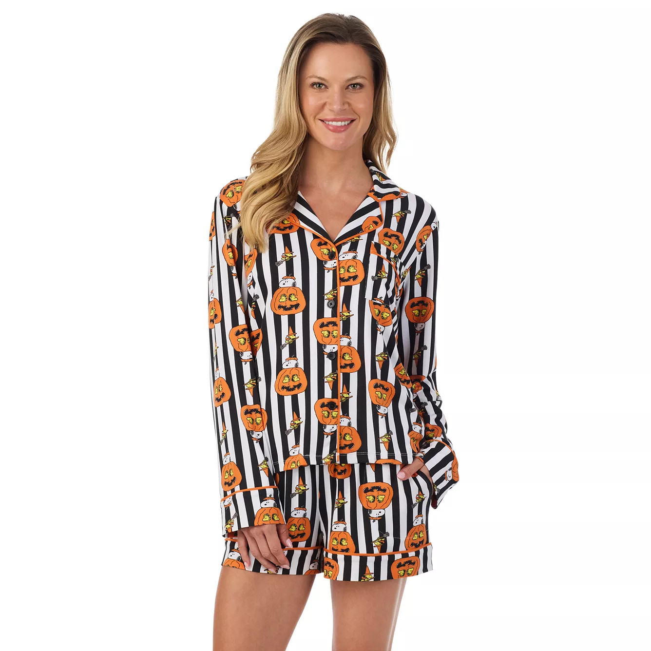 Women's Beauty Sleep Social Halloween Peanuts 2-piece Pajama Top & Pajama Shorts Set | Kohl's