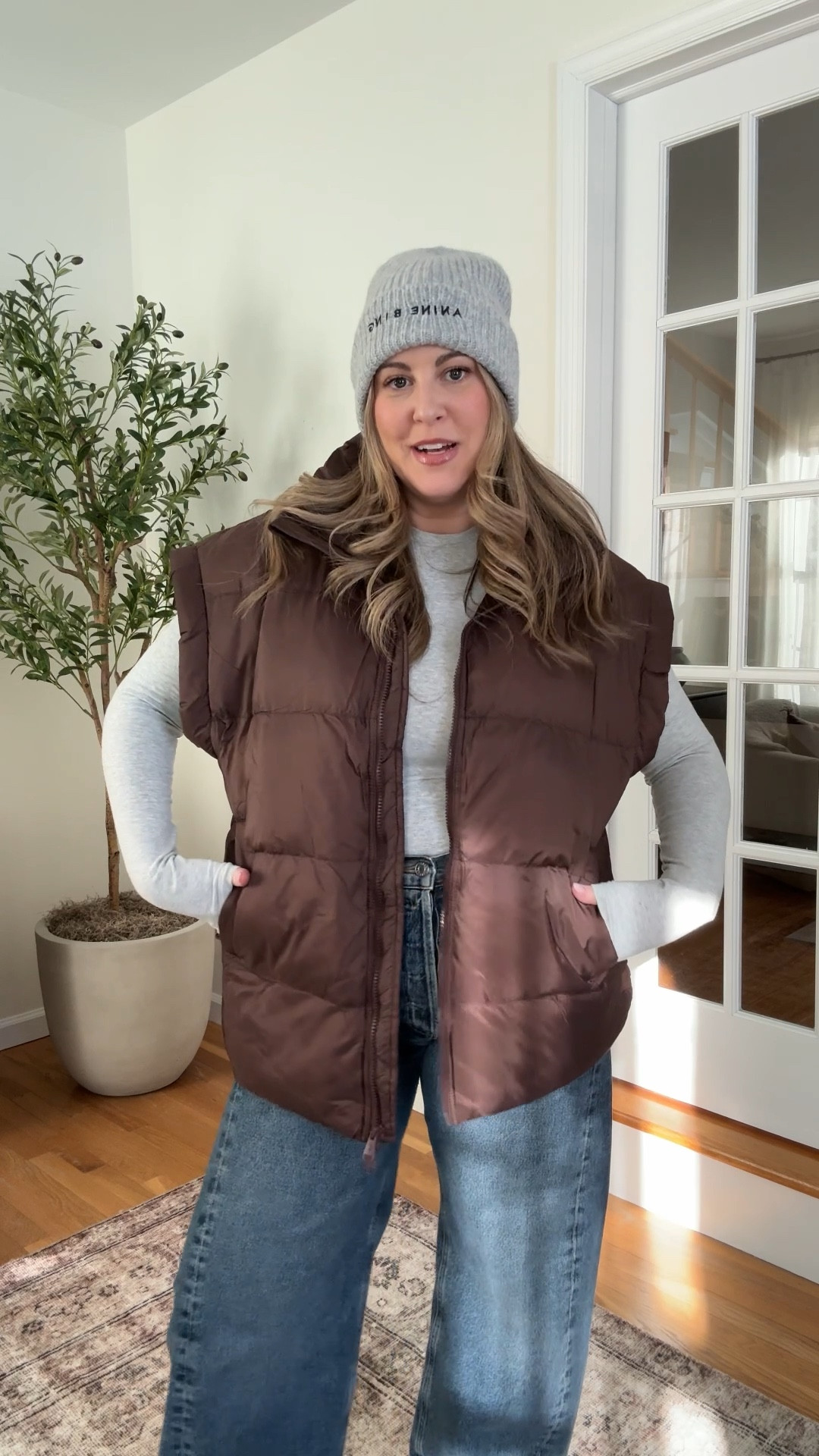 Casual puffer vest outfit. Wearing S in cocoa (size down!!)

#LTKFindsUnder100 #LTKWatchNow #LTKSeasonal