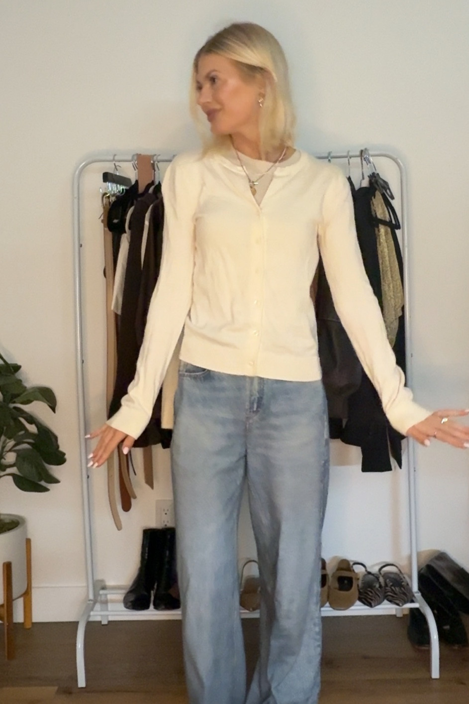 My fav cardigan on sale in select colors!! I’ve been living in this. I took an CS  

#LTKWorkwear #LTKSeasonal #LTKFindsUnder100