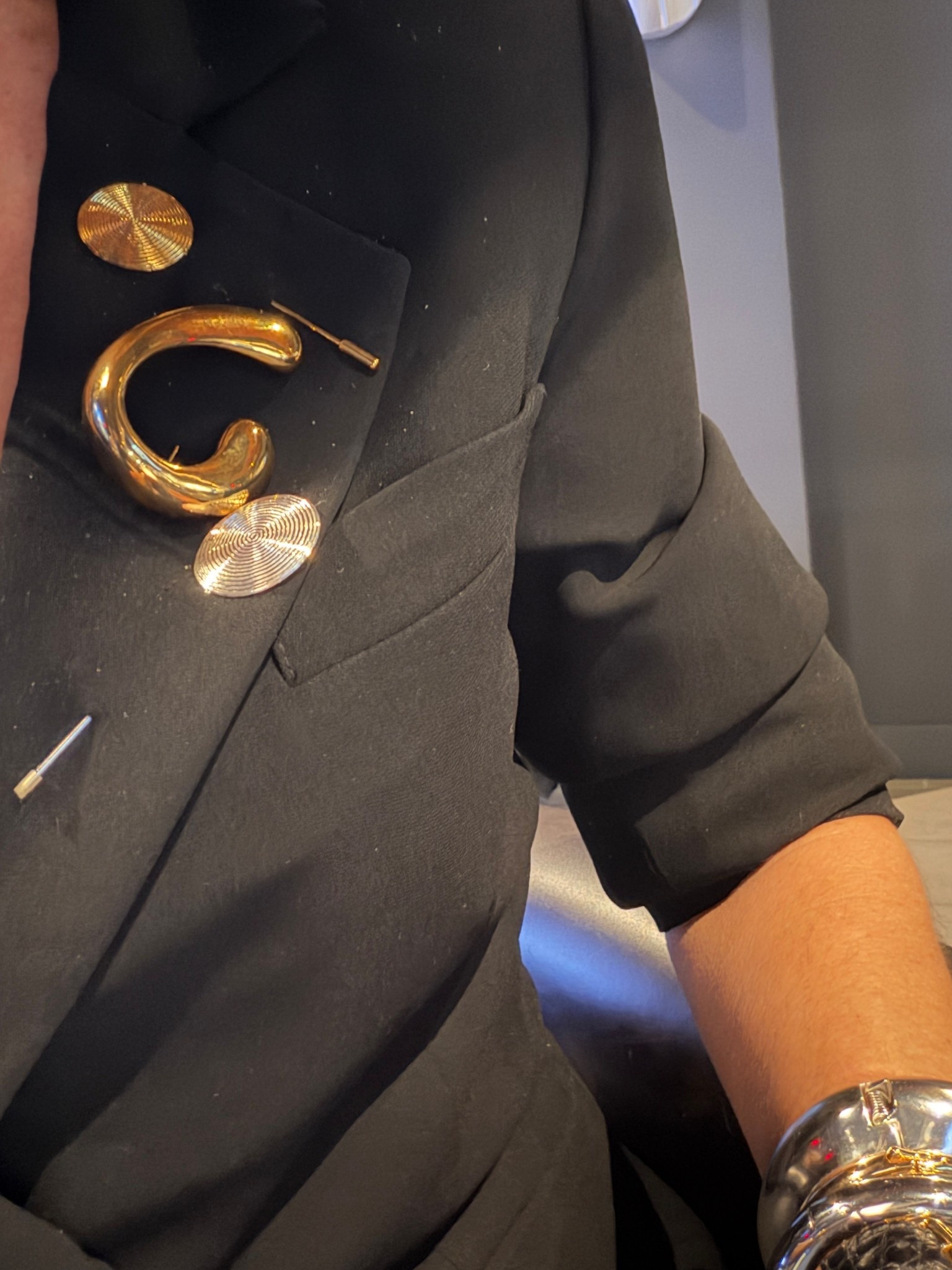 Blazer & Brooch ✨
