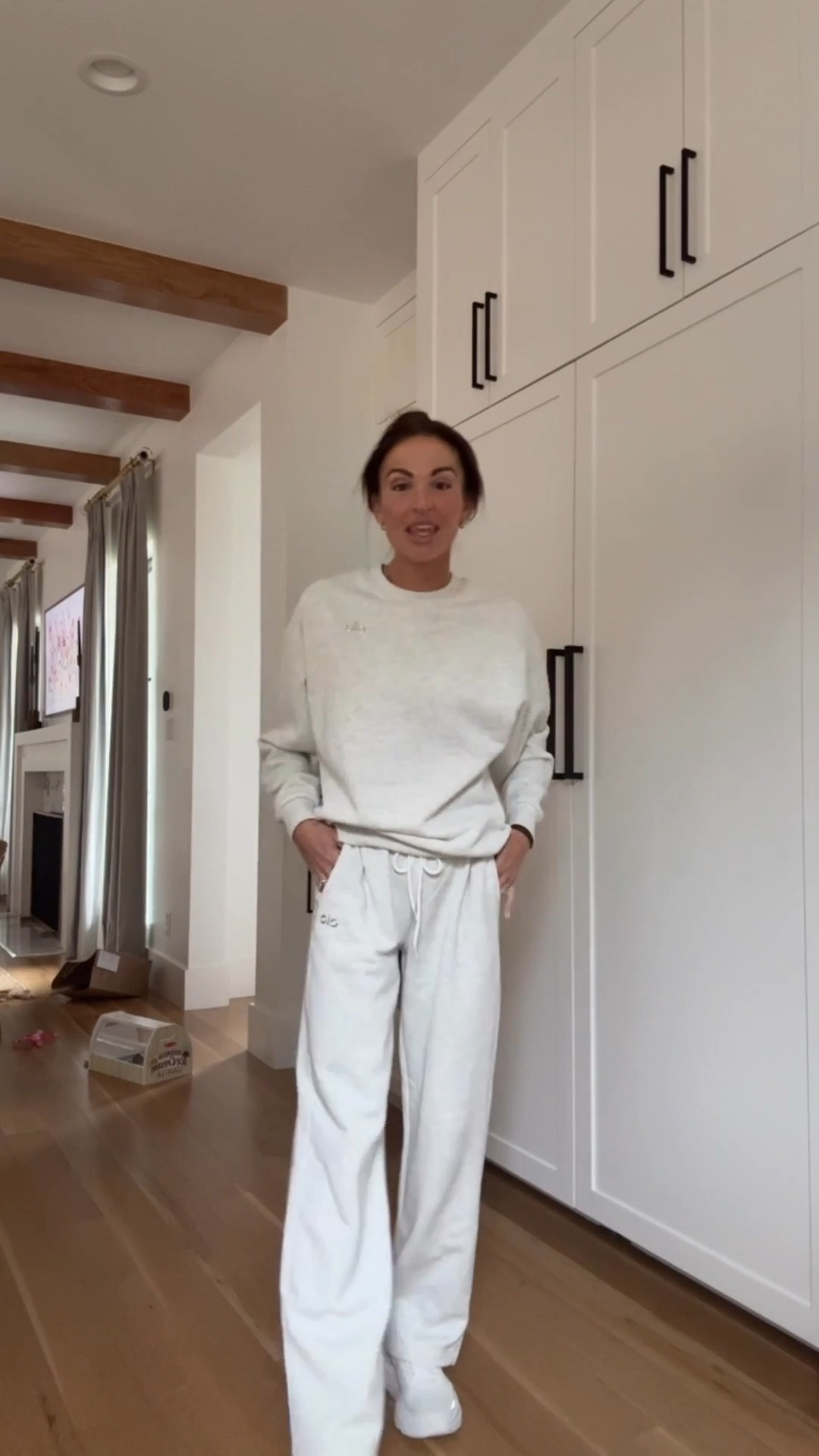 some of the best sweats ever are 30% off today! 🙌🏼 come in tons of colors and are SO good!!🤍

#LTKSaleAlert